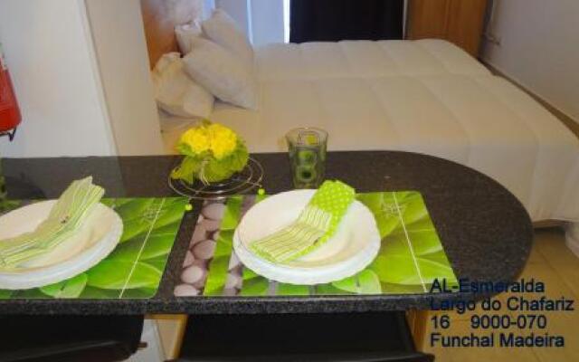 Esmeralda Holidays Apartments