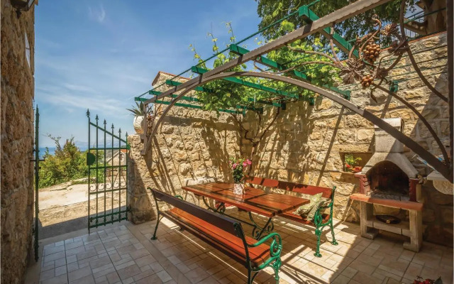 Two-Bedroom Holiday Home in Tucepi