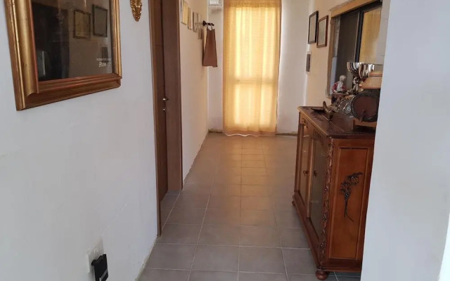 Rustic Villa With Pool, Sleeps 6 & Terrace