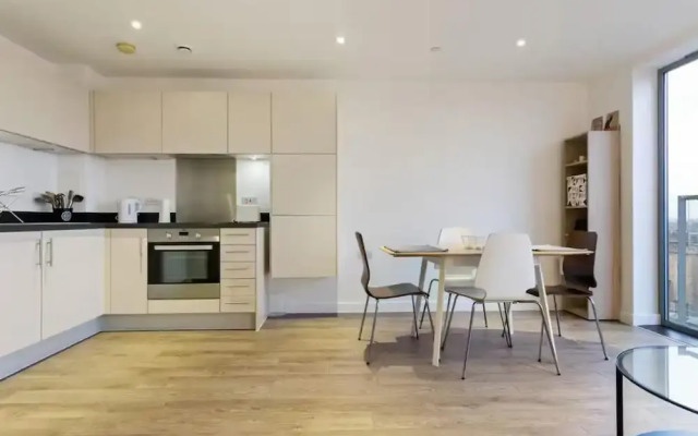 Apartmentsleeps3-balcony-near Canarywharf-gym