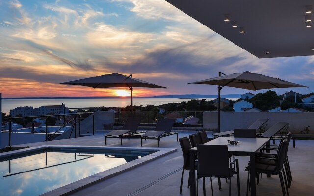 Luxury Villa del Sol