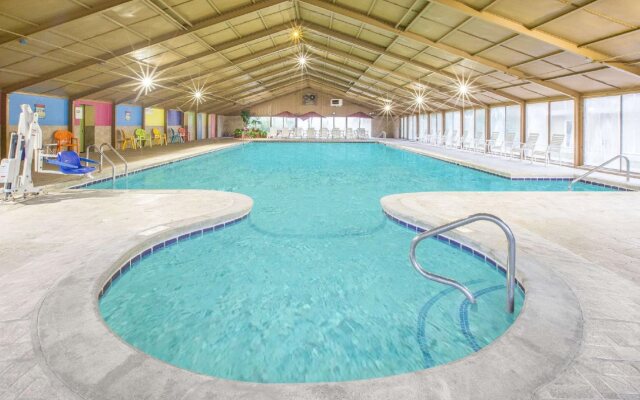 Days Inn by Wyndham Toledo