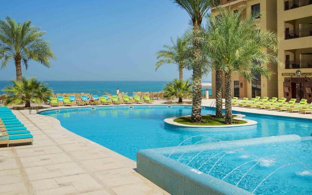 Отель Pullman Resort Al Marjan Island