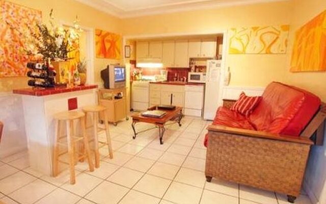 Villa Sinclair Beach Suites and Spa