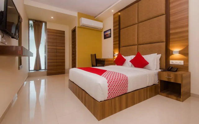 OYO 22120 Hotel Universal Garden