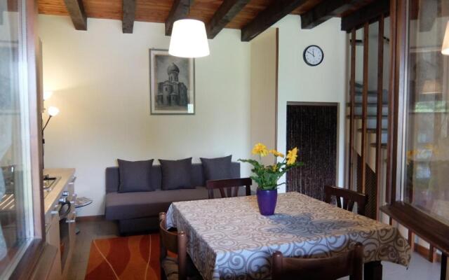 Oxy Holiday Home