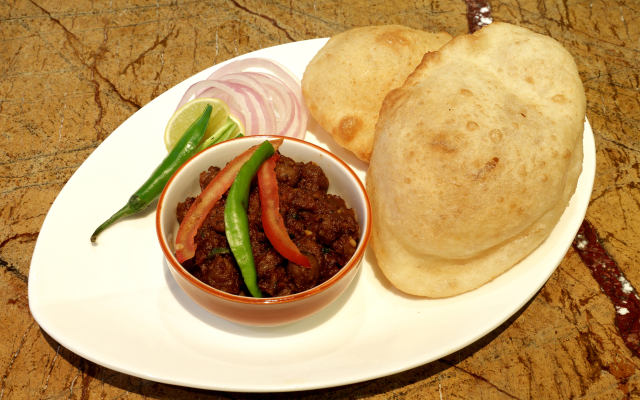 Hotel Noida Suites