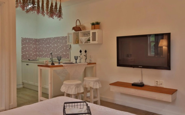 Gyeongju Tenderness Pension