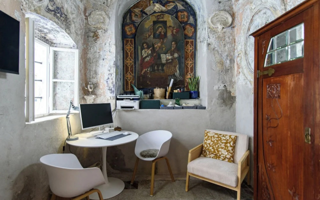 Kaleta House by DuHomes