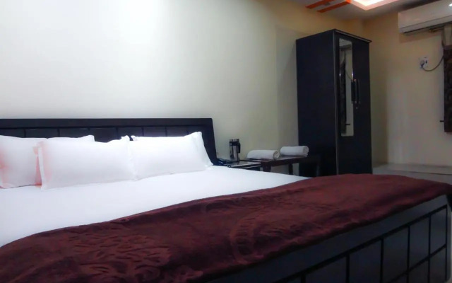 Hotel Parvati Palace