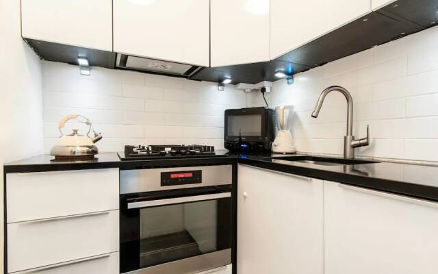 Spacious 2 Bedroom Flat in Prime Notting Hill