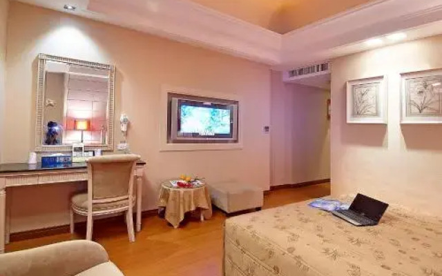 Zhi Baishan Motel
