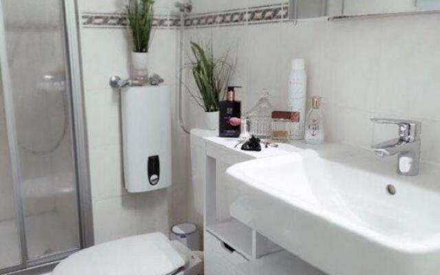 Haus-Schoene-Aussicht-Wohnung-5-17