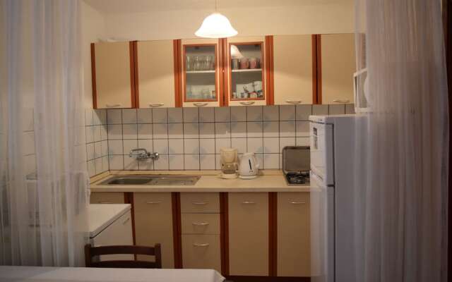 Apartments Kolinda