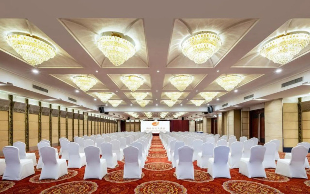 Nanjing New Century Hotel