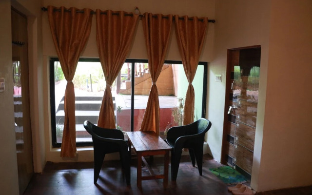 Istaqbal Hotel Mukki