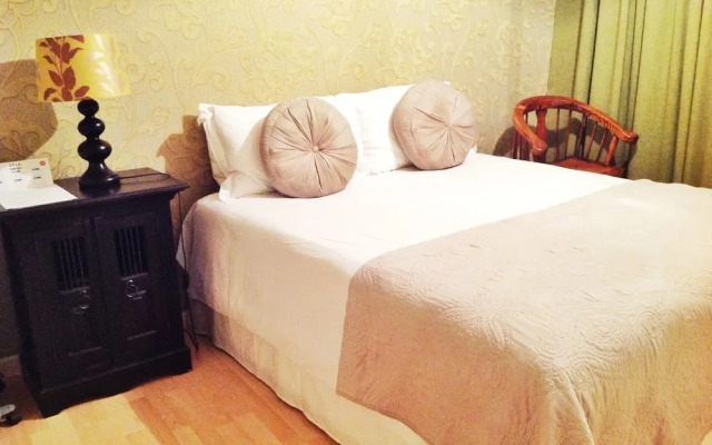 Plattekloof Residence | Island Letting