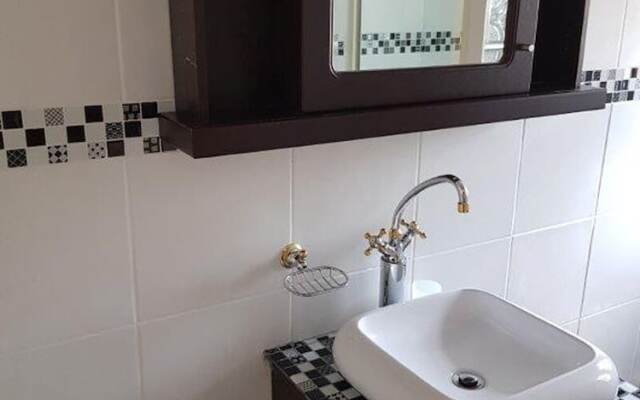 Whara-Whara Guesthouse