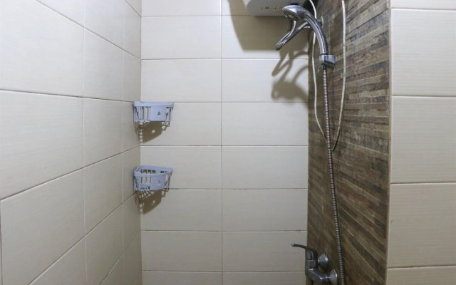Comfort 1Br At Sky Terrace Apartment