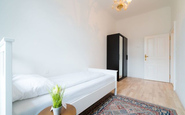 Vienna Residence Spacious Viennese Apartment for up to 5 Happy Guests