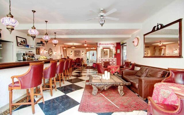 Hostal Paris