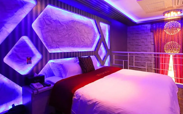 Madoka Motel