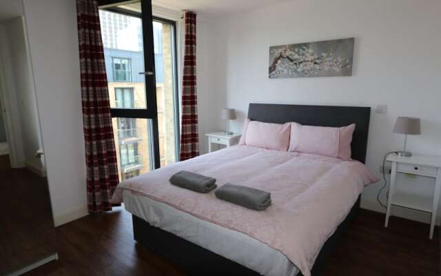 Modern One Bed City Centre Apartment in Southside
