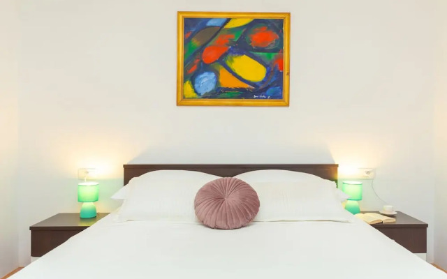 Apartment Colette