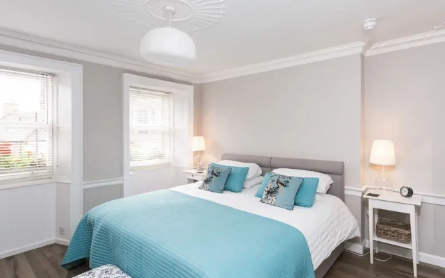 The Crown Guest House