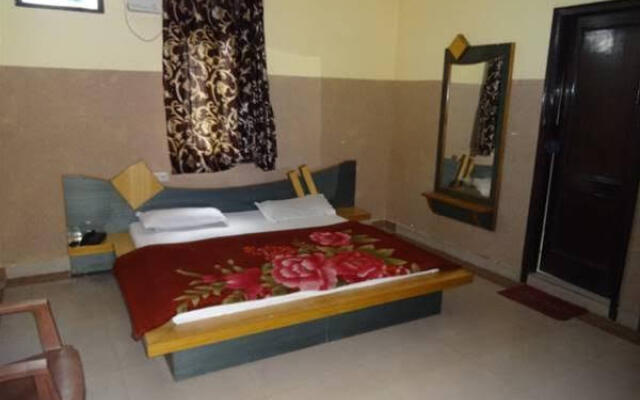 Hotel Bharat Residency