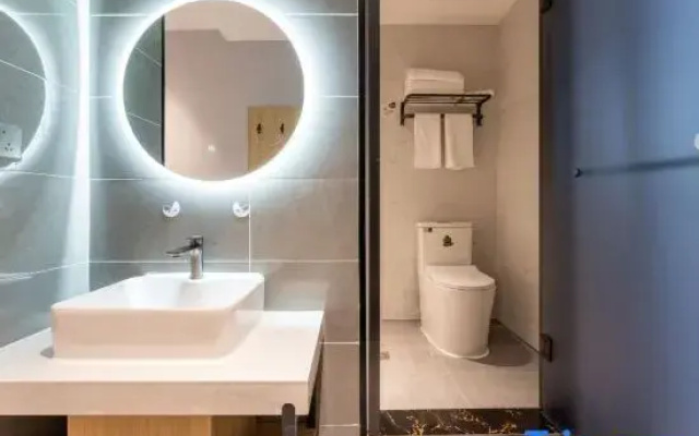 Shankee Hotel (Jinan Daming Lake Station Shanda Second Hospital)