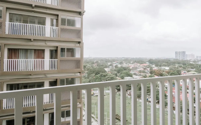 Room-spacious Barkada Gathering