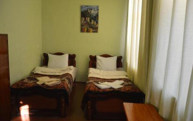 Ailama Guesthouse