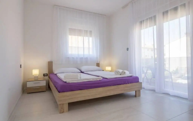 Holiday House Gavran