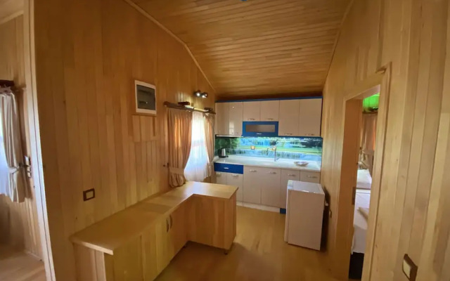 Leontopolis Apart Hotel