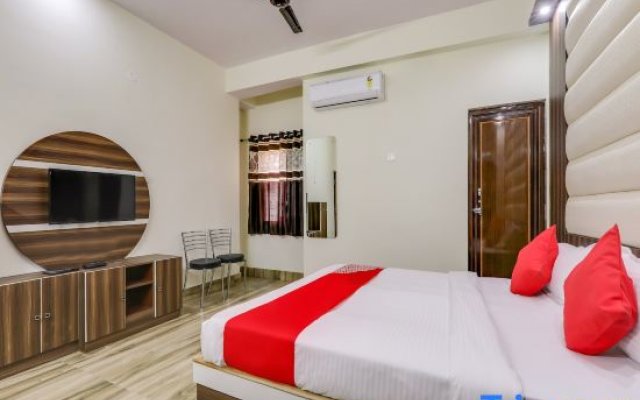 OYO 75217 Hotel Navya Grand