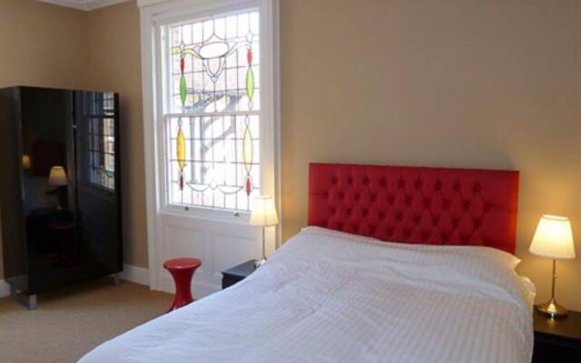 Grosvenor Place Guest House