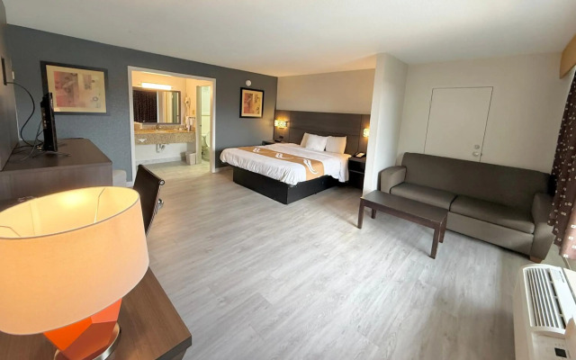 Quality Inn & Suites Baton Rouge West – Port Allen