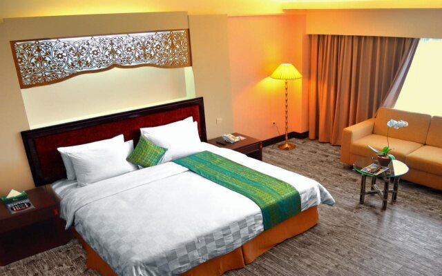 Kyriad Bumiminang Hotel