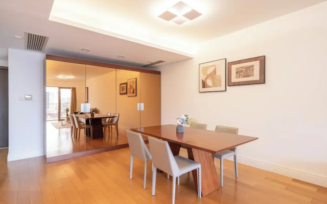 Tyms Family 2BR 1BA Apt Xujiahui Center