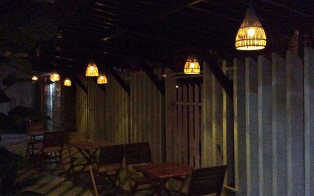 Center Homestay