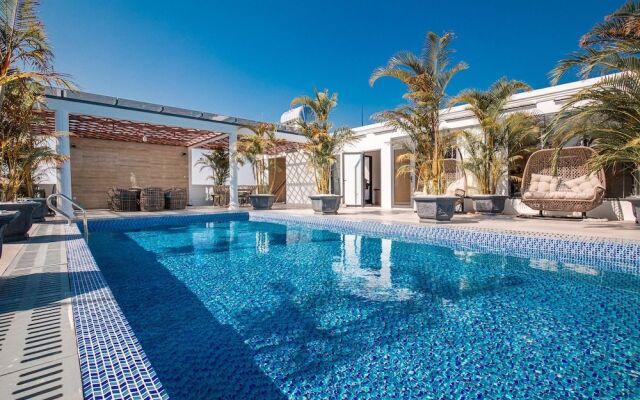 Ocean Hotel