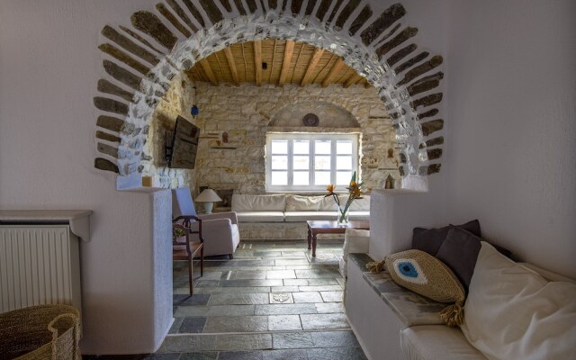 Anthemion Paros Villas & Suites