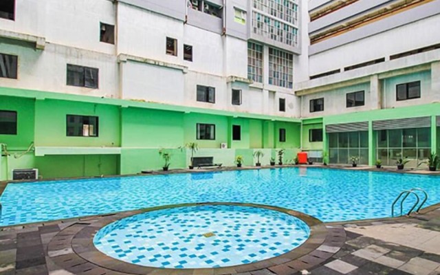Spacious Studio Room Menteng Square Apartment
