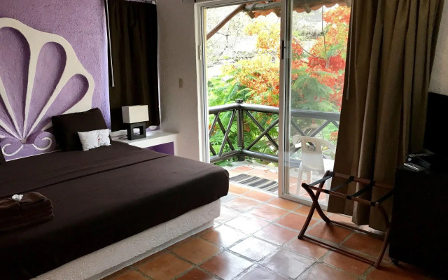 Embarcadero Maya B&B