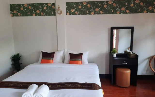 Hotel Pailifornia