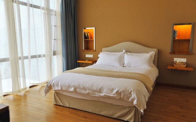 Zizai Garden Traveling with Hotel