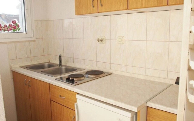 Ivica - 100m From the Beach - SA1 Ljubicasti