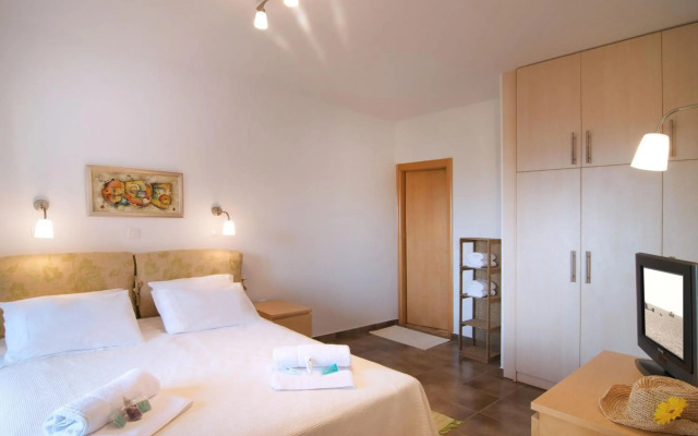 Miraluna Hotel