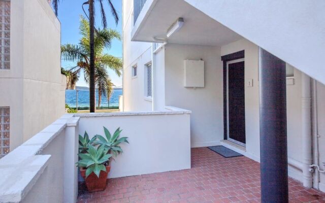 Bayview Towers, Unit 1/15 Victoria Parade